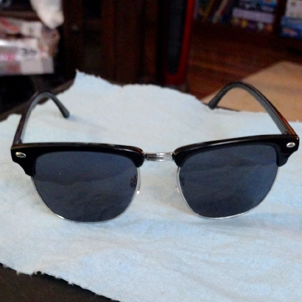Buckley Matte Black Eyewear